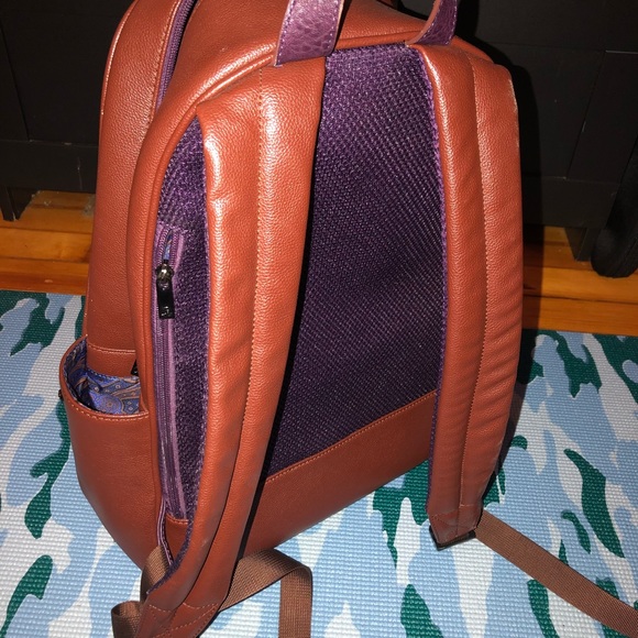 Robert Graham Back Pack - Picture 4 of 4